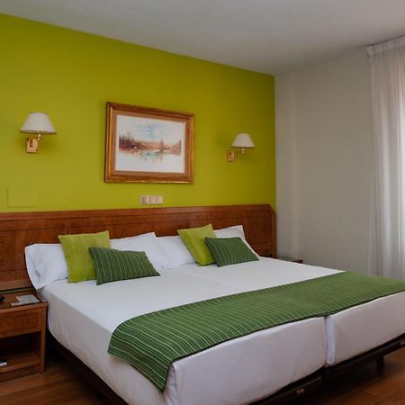 Hotel Don Carmelo Ávila Exteriör bild