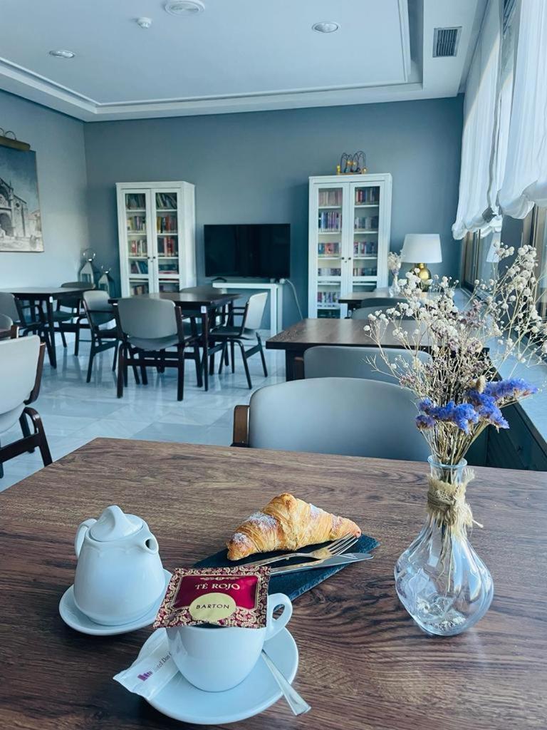 Hotel Don Carmelo Ávila Exteriör bild