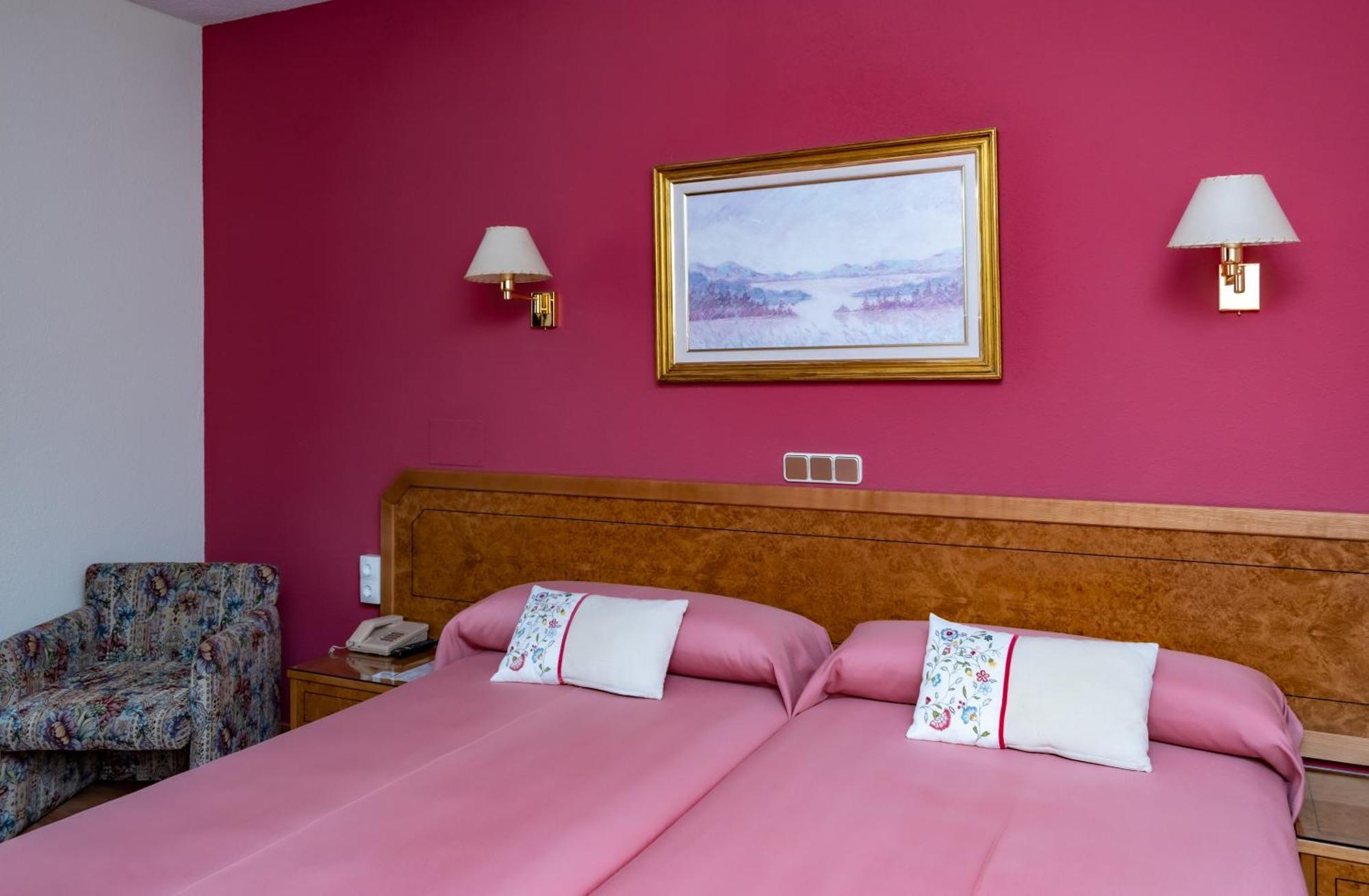 Hotel Don Carmelo Ávila Exteriör bild